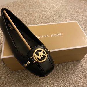 BRAND NEW Michael Kors Women’s Flats Size 9.5